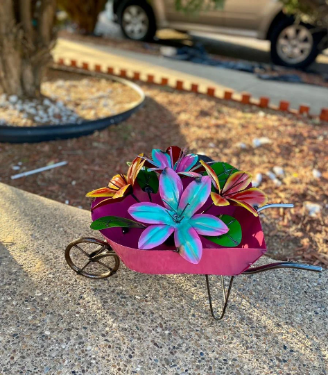 Metal Art Garden Flower Sculpture, Wheelbarrow with Colorful Metal Flowers, Metal Yard Art Decor